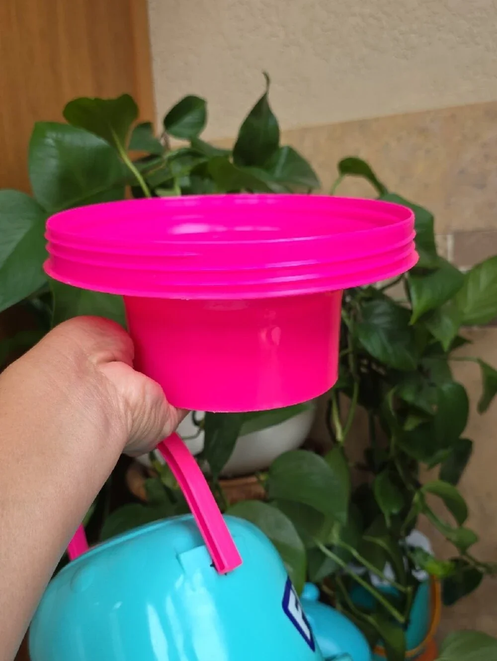 No-Spill Bubble Bucket - Pink & Turquoise